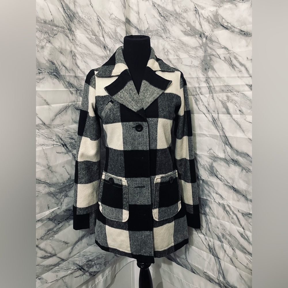 Billabong Black and White Jacket